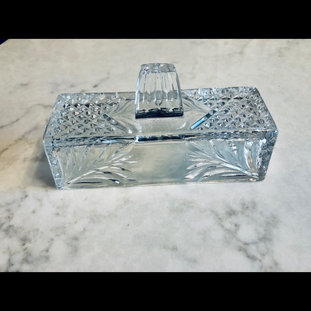 Vintage Crystal Butter Dish and Cover - Picture 5 of 5
